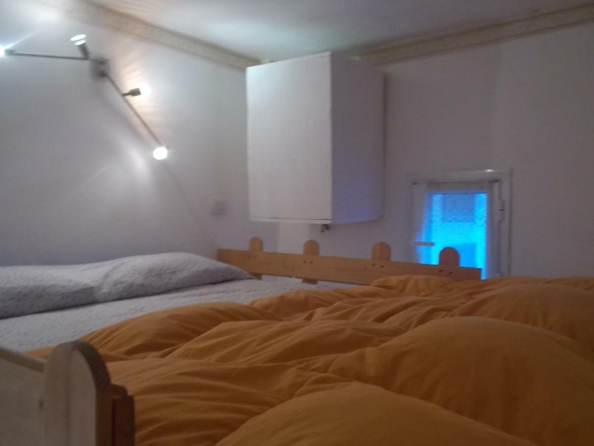 Il Rifugio Di Sav. Lägenhet Rom Exteriör bild